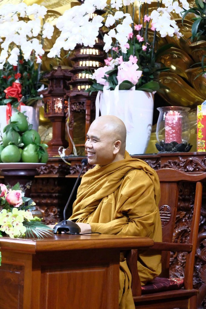 THƯỢNG TỌA THÍCH GIÁC HOÀNG CHIA SẺ VỀ LỘ TRÌNH TIẾN TỚI THÁNH QUẢ CHO PHẬT TỬ TẠI GIA TẠI KHÓA TU “NGÀY AN LẠC”