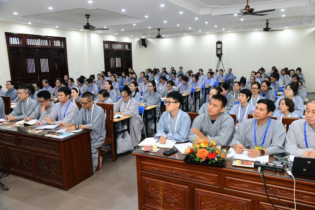 “NGÀY PHẬT CHUYỂN PHÁP LUÂN” – TỪ BÁNH XE CHÁNH PHÁP ĐẾN TRÁCH NHIỆM HOẰNG PHÁP HÔM NAY
