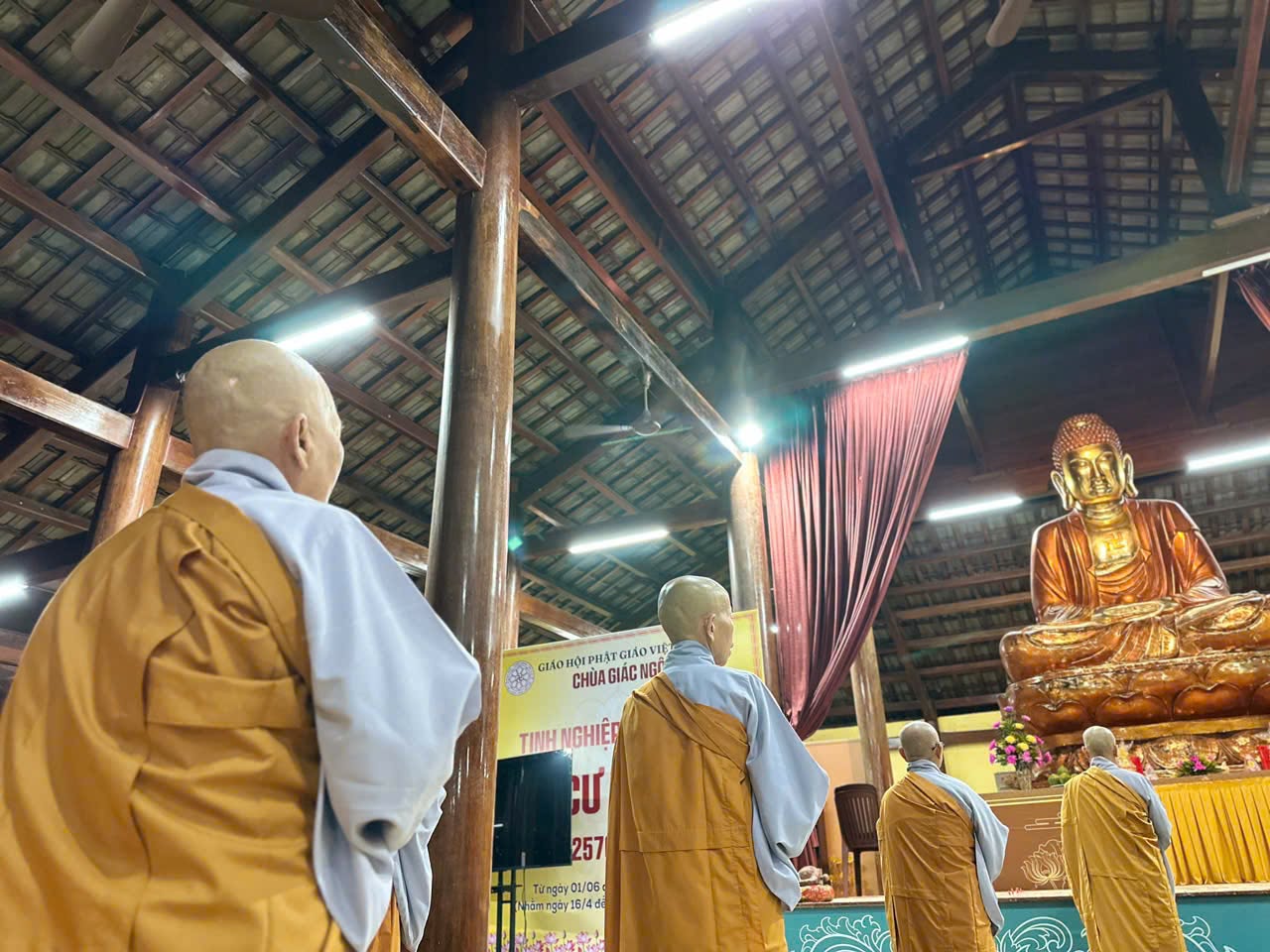 TRANG NGHIÊM LỄ BỐ-TÁT TẠI TRƯỜNG HẠ CHÙA GIÁC NGỘ – XÃ ĐẤT ĐỎ