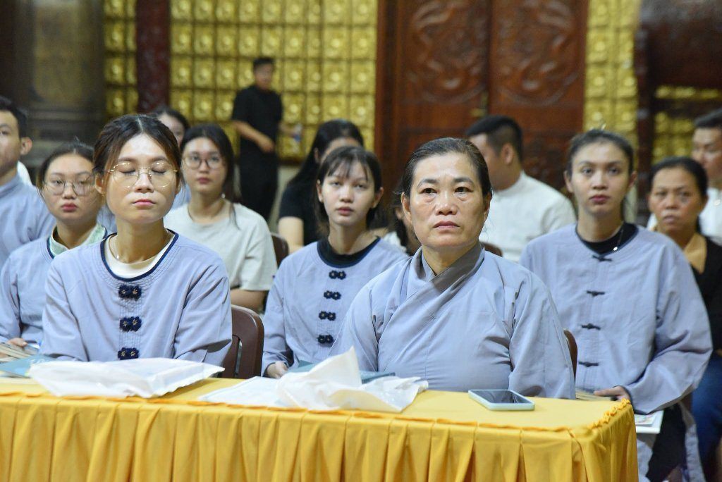 Lễ Quy Y Tam Bảo Tại Chùa Giác Ngộ: Bước Ngoặt Tâm Linh Và Lời Dặn Dò Từ Xa Của Thượng Tọa Thích Nhật Từ