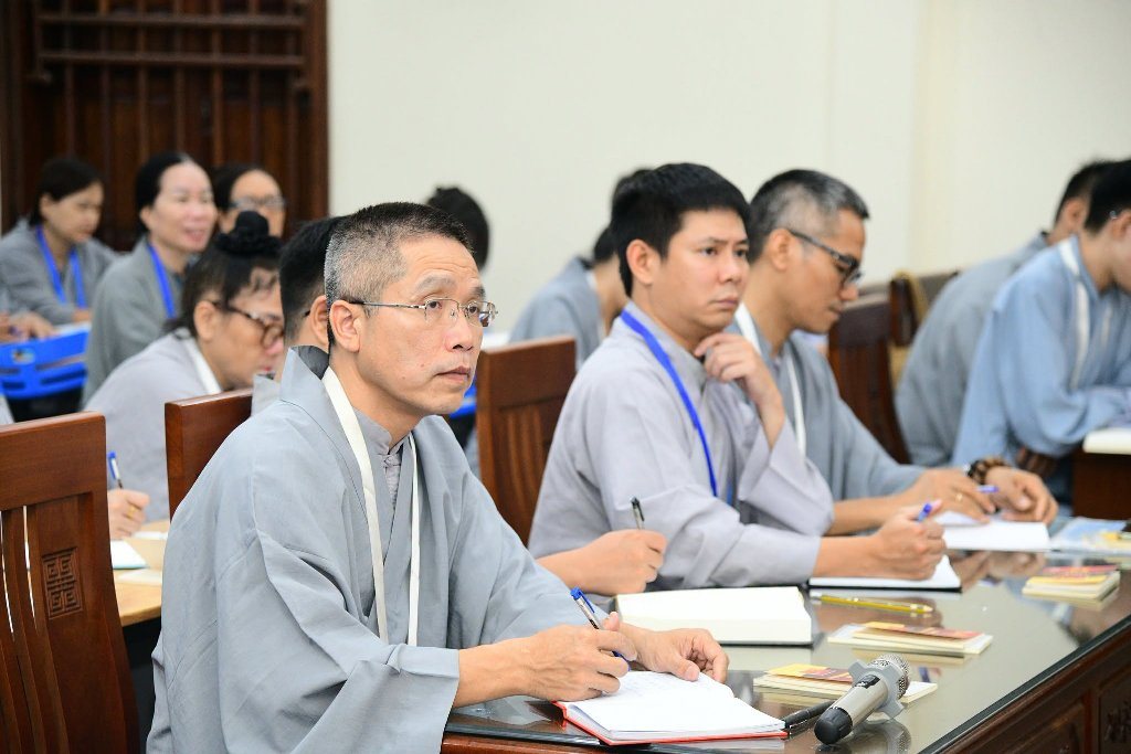 “NGÀY PHẬT CHUYỂN PHÁP LUÂN” – TỪ BÁNH XE CHÁNH PHÁP ĐẾN TRÁCH NHIỆM HOẰNG PHÁP HÔM NAY