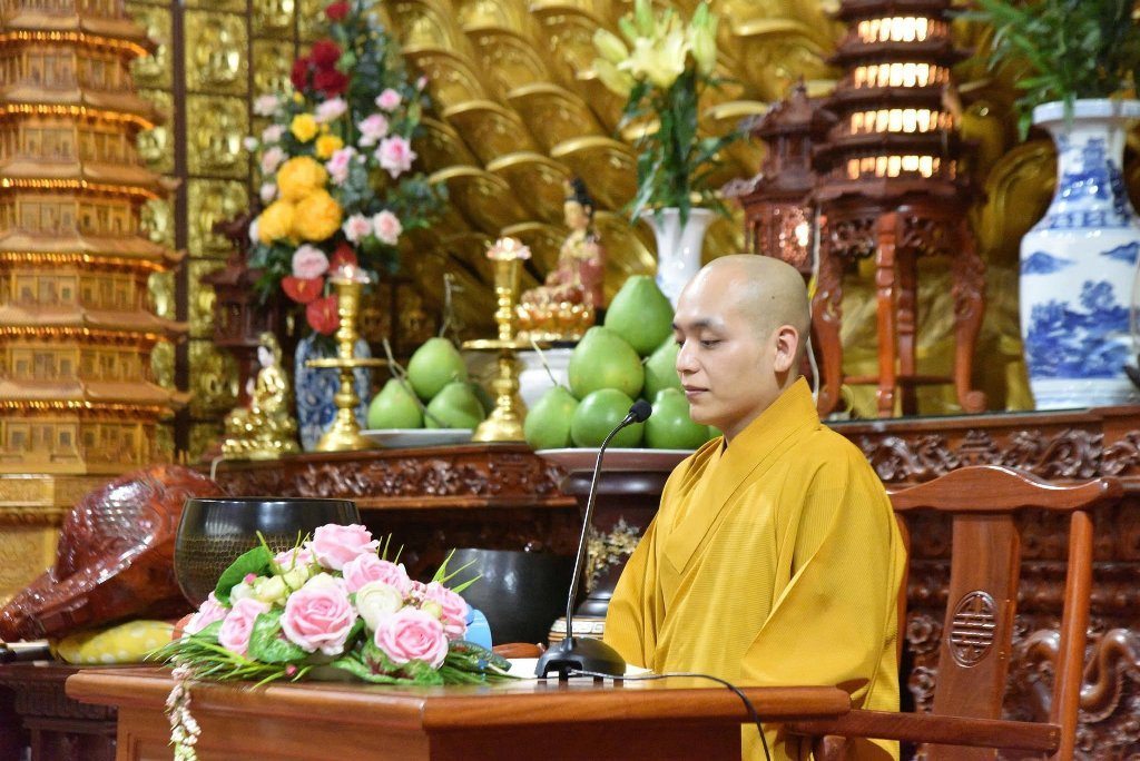 NUÔI DƯỠNG NỤ CƯỜI AN LẠC VÀ TÂM TỪ BI GIỮA ĐỜI THƯỜNG