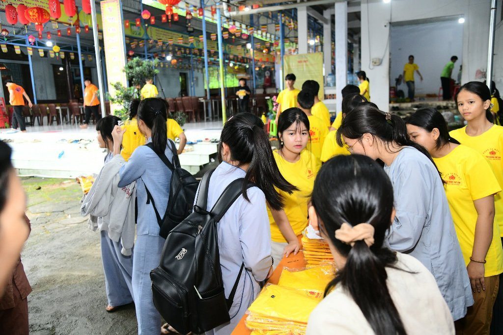 RỘN RÀNG CÔNG TÁC CHUẨN BỊ KHÓA TU MÙA HÈ “SỐNG TRỌN CHỮ HIẾU” LẦN IV TẠI CHÙA QUAN THẾ ÂM