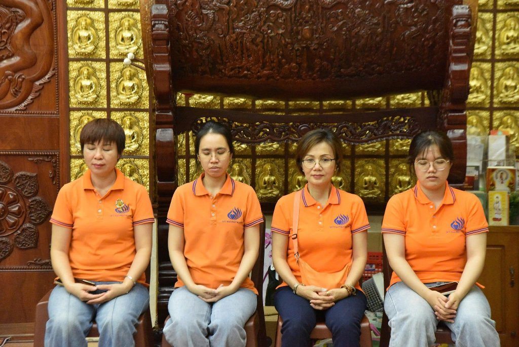 NUÔI DƯỠNG NỤ CƯỜI AN LẠC VÀ TÂM TỪ BI GIỮA ĐỜI THƯỜNG