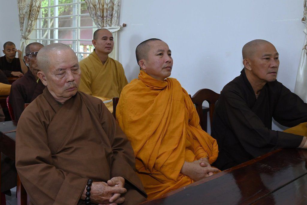 “LÝ TƯỞNG XUẤT TRẦN” – NUÔI DƯỠNG CHÍ NGUYỆN, VỮNG BƯỚC ĐƯỜNG TU