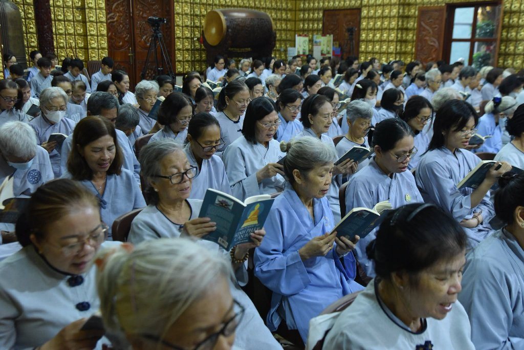 CHÙA GIÁC NGỘ TRANG NGHIÊM TƯỞNG NIỆM NGÀY ĐỨC PHẬT CHUYỂN PHÁP LUÂN