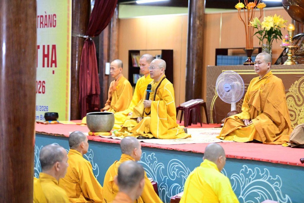 THIỀN TỌA – THỜI KHÓA KHÔNG THỂ THIẾU TRONG MÙA AN CƯ KIẾT HẠ
