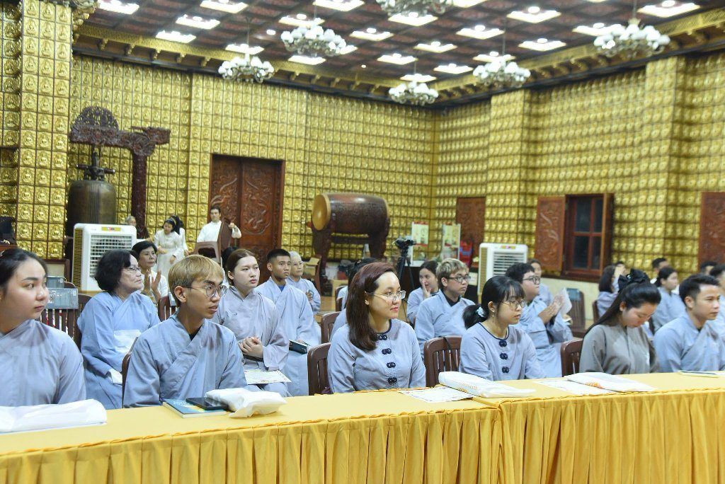 Lễ Quy Y Tam Bảo Tại Chùa Giác Ngộ: Bước Ngoặt Tâm Linh Và Lời Dặn Dò Từ Xa Của Thượng Tọa Thích Nhật Từ