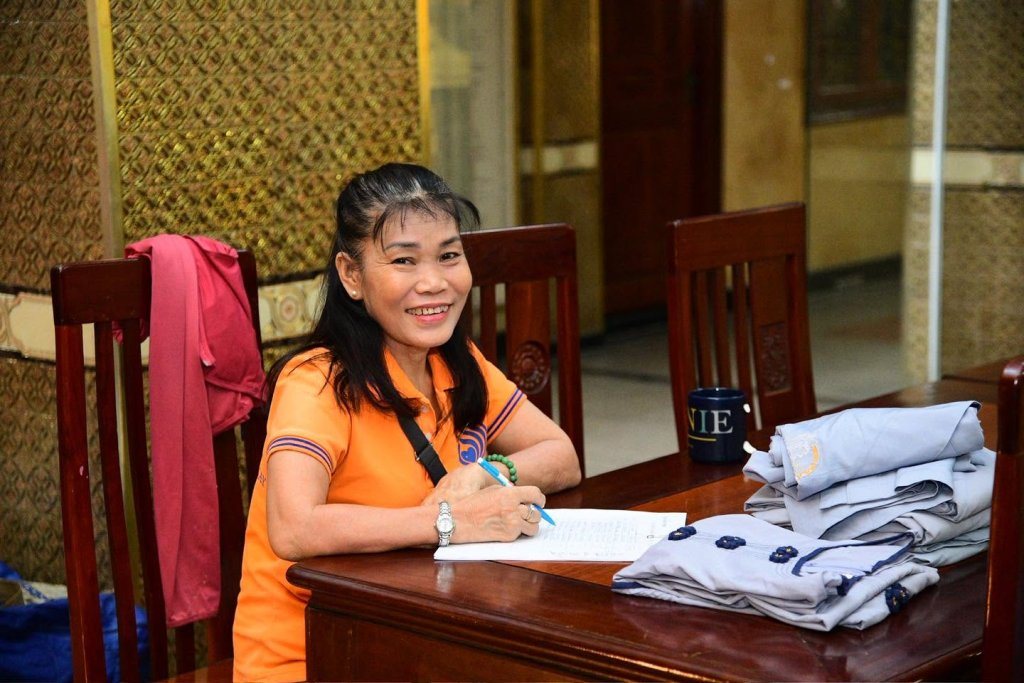 NHỮNG ĐÓA HOA CÔNG ĐỨC DÂNG MÙA PHẬT ĐẢN