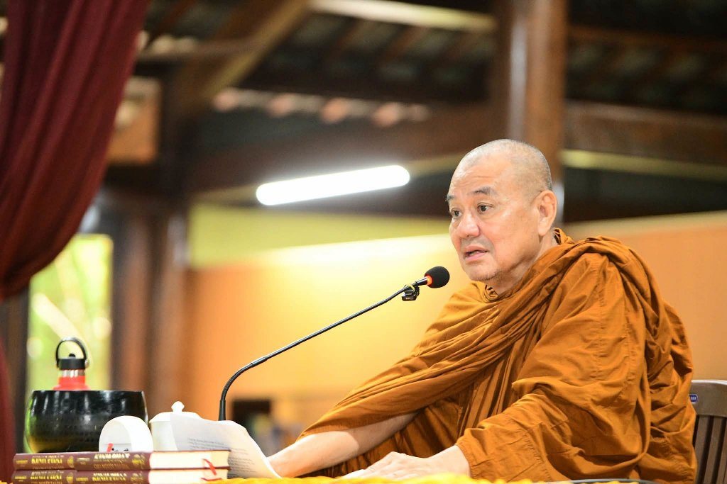 HIỂU ĐÚNG LỜI PHẬT DẠY QUA NỀN VĂN HỌC CHÚ GIẢI PALI 
