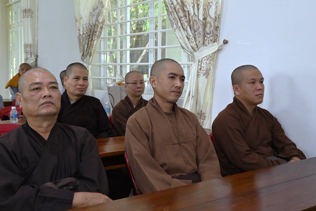 “LÝ TƯỞNG XUẤT TRẦN” – NUÔI DƯỠNG CHÍ NGUYỆN, VỮNG BƯỚC ĐƯỜNG TU