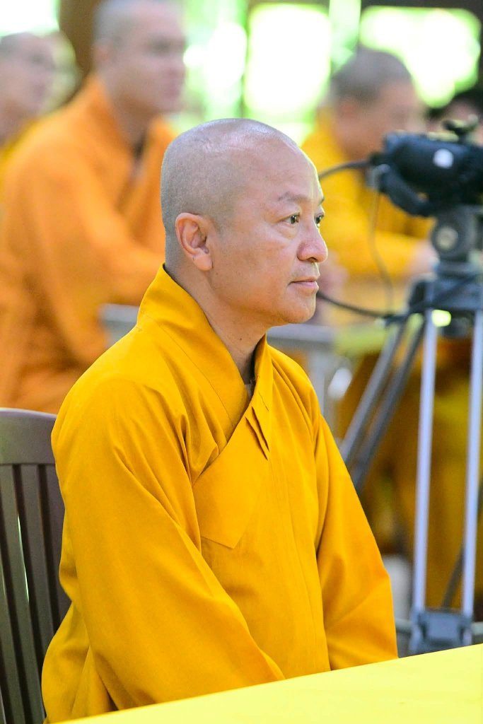 NGƯỜI XUẤT GIA PHẢI NUÔI LỚN TÂM NGUYỆN HOẰNG PHÁP LỢI SINH