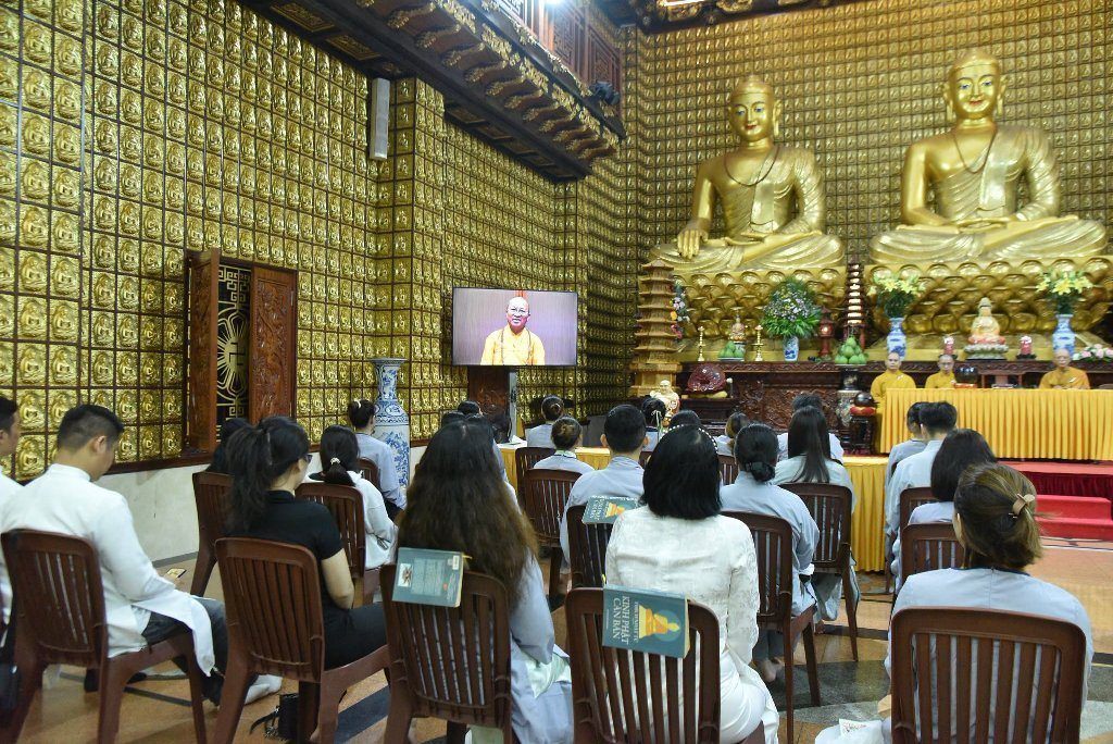 Lễ Quy Y Tam Bảo Tại Chùa Giác Ngộ: Bước Ngoặt Tâm Linh Và Lời Dặn Dò Từ Xa Của Thượng Tọa Thích Nhật Từ