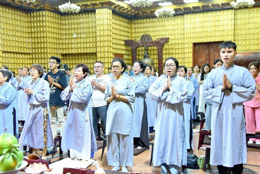 CHÙA GIÁC NGỘ TỔ CHỨC LỄ SÁM HỐI ĐỊNH KỲ: LAN TỎA NĂNG LƯỢNG THỨC TỈNH TỪ MÙA AN CƯ KIẾT HẠ ĐẦU TIÊN TẠI ĐẤT ĐỎ