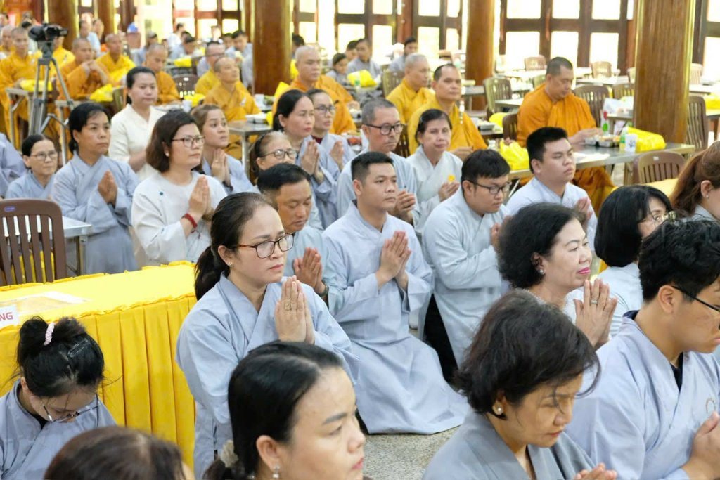 ĐẠO TRÀNG ĐẠO PHẬT NGÀY NAY CÚNG DƯỜNG TRƯỜNG HẠ CHÙA GIÁC NGỘ - ĐẤT ĐỎ (TP.HCM)