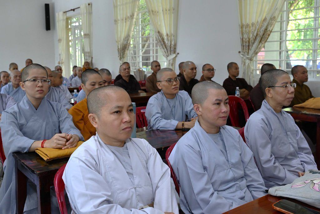 “LÝ TƯỞNG XUẤT TRẦN” – NUÔI DƯỠNG CHÍ NGUYỆN, VỮNG BƯỚC ĐƯỜNG TU