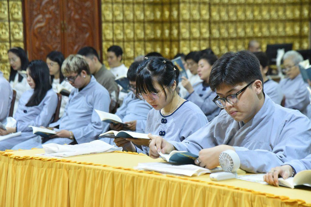 Lễ Quy Y Tam Bảo Tại Chùa Giác Ngộ: Bước Ngoặt Tâm Linh Và Lời Dặn Dò Từ Xa Của Thượng Tọa Thích Nhật Từ