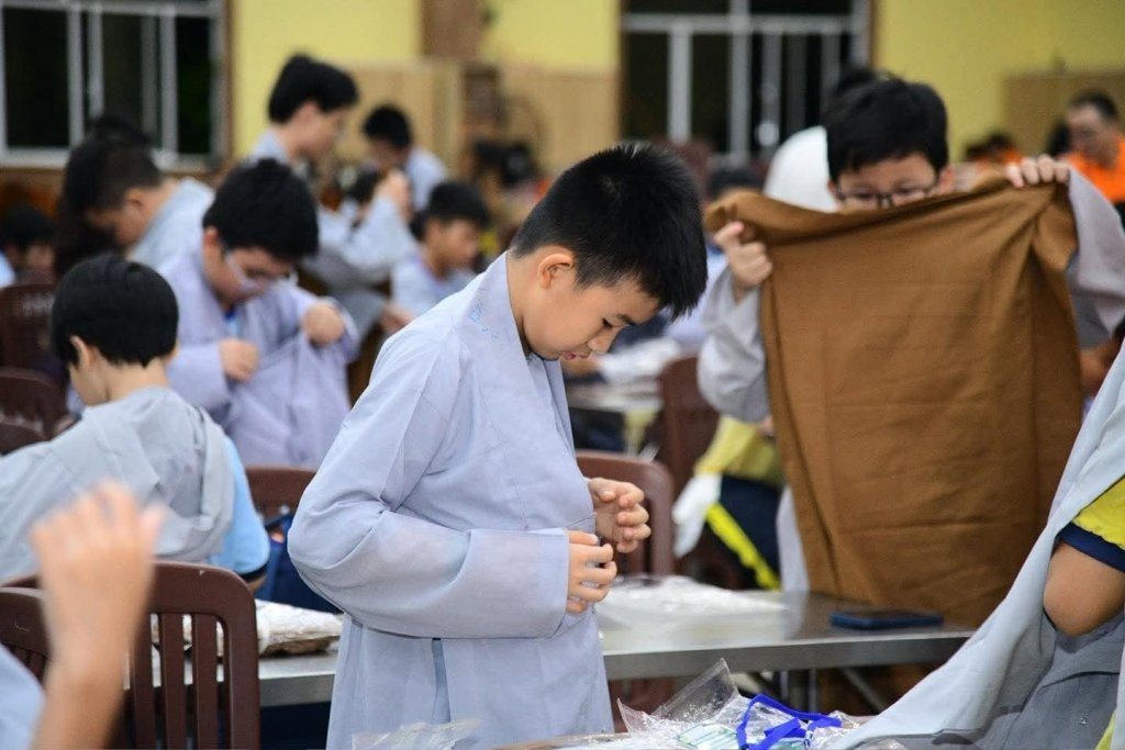 Hơn 300 khóa sinh đã chính thức trở về Chùa Giác Ngộ Đất Đỏ để tham dự Khóa Tu Xuất Gia Báo Hiếu lần thứ 5