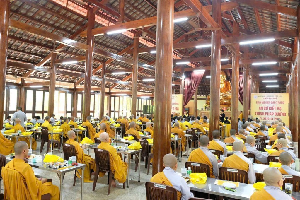 ĐẠO TRÀNG ĐẠO PHẬT NGÀY NAY CÚNG DƯỜNG TRƯỜNG HẠ CHÙA GIÁC NGỘ - ĐẤT ĐỎ (TP.HCM)