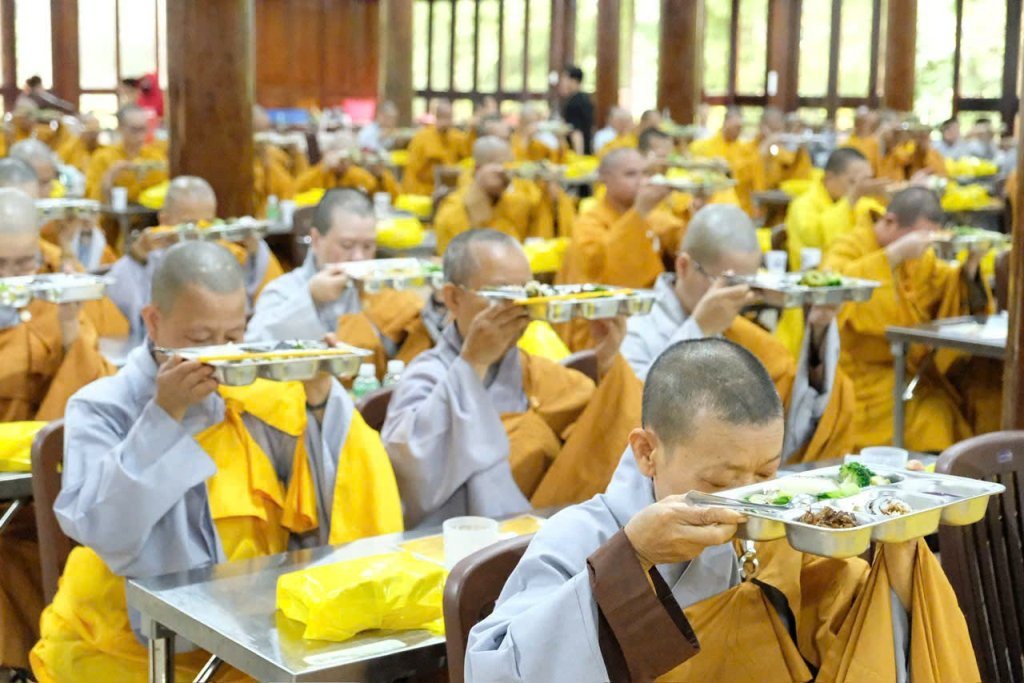 ĐẠO TRÀNG ĐẠO PHẬT NGÀY NAY CÚNG DƯỜNG TRƯỜNG HẠ CHÙA GIÁC NGỘ - ĐẤT ĐỎ (TP.HCM)