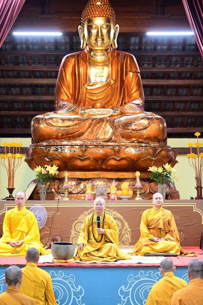 THIỀN TỌA – THỜI KHÓA KHÔNG THỂ THIẾU TRONG MÙA AN CƯ KIẾT HẠ