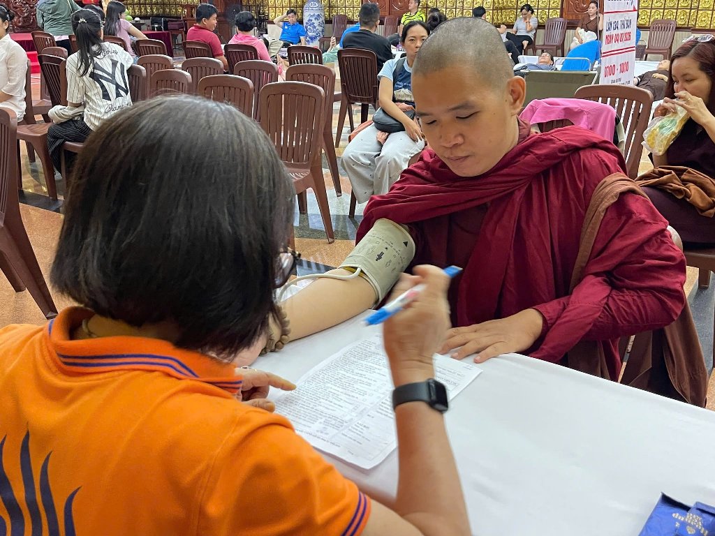 LAN TỎA THÔNG ĐIỆP “MỖI GIỌT MÁU CHO ĐI, MỘT CUỘC ĐỜI Ở LẠI”: CHÙA GIÁC NGỘ TỔ CHỨC KỲ HIẾN MÁU NHÂN ĐẠO LẦN THỨ 134