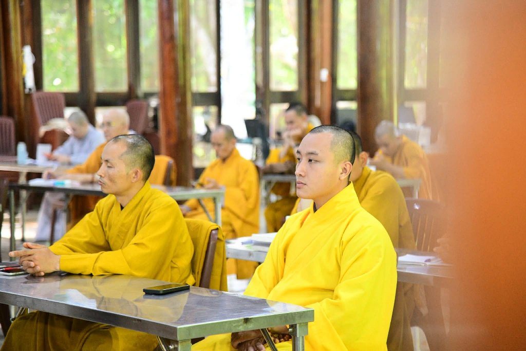 SỰ DỊ BIỆT TẠO NÊN SỰ PHÁT TRIỂN LỚN MẠNH CỦA PHẬT GIÁO 