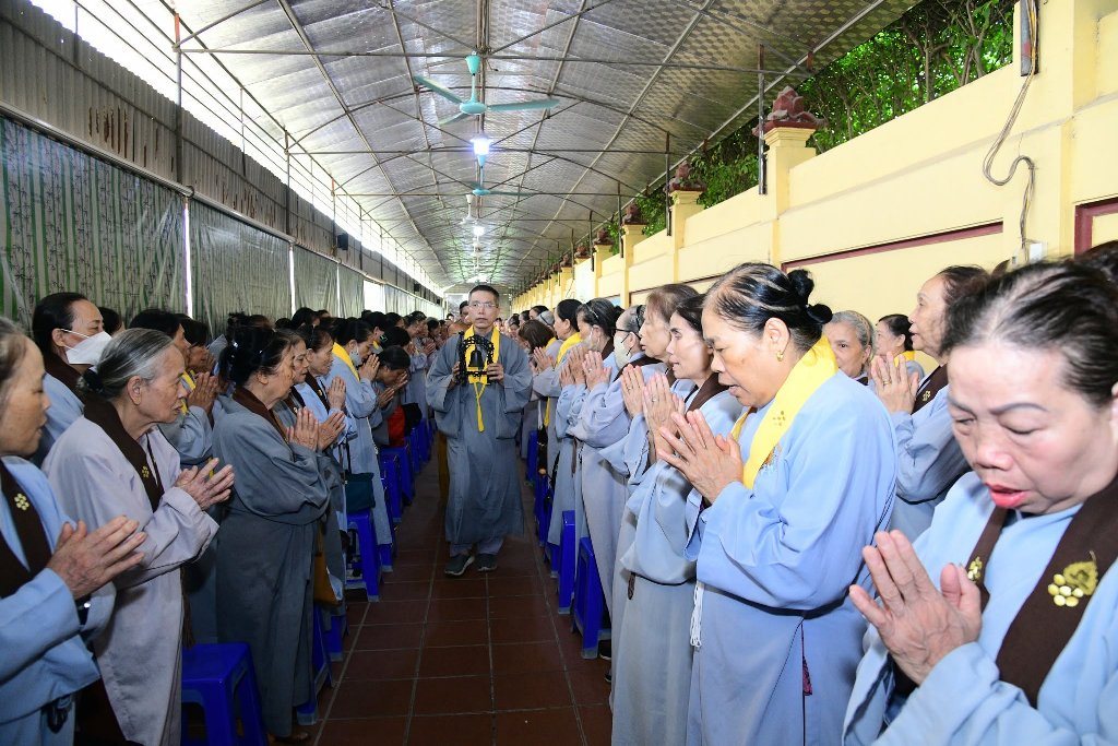 TT. THÍCH NHẬT TỪ CHIA SẺ NGHỆ THUẬT CHUYỂN HÓA KHỔ ĐAU VÀ NUÔI DƯỠNG TÂM AN NHIÊN TẠI CHÙA BẰNG (HÀ NỘI)