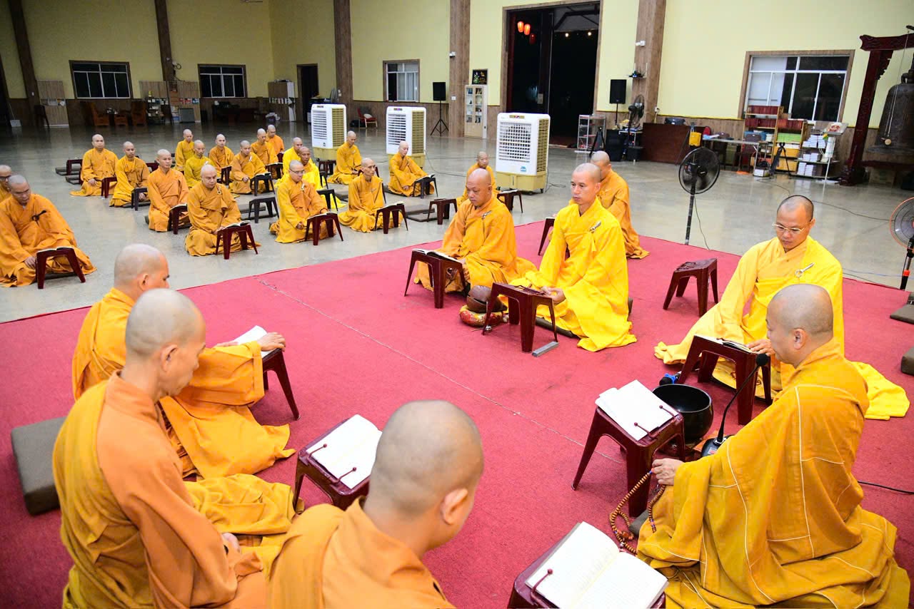 TRANG NGHIÊM LỄ BỐ-TÁT TẠI TRƯỜNG HẠ CHÙA GIÁC NGỘ – XÃ ĐẤT ĐỎ