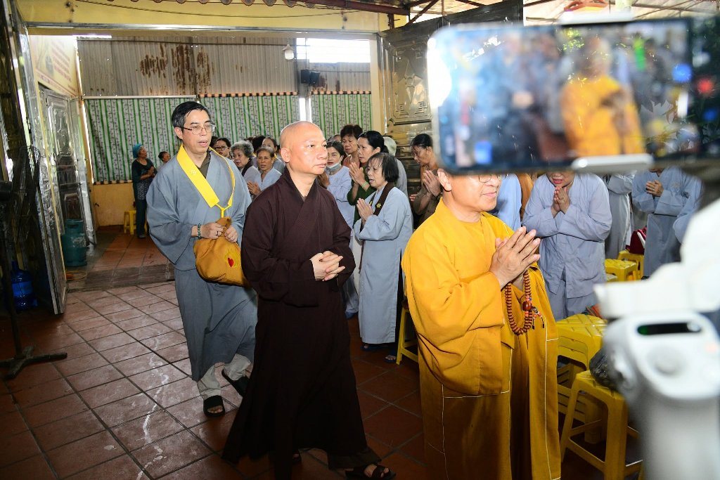 TT. THÍCH NHẬT TỪ CHIA SẺ NGHỆ THUẬT CHUYỂN HÓA KHỔ ĐAU VÀ NUÔI DƯỠNG TÂM AN NHIÊN TẠI CHÙA BẰNG (HÀ NỘI)
