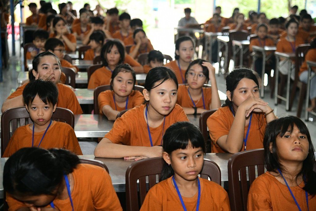 Công an xã Đồng Kho chia sẻ kiến thức pháp luật bổ ích cho gần 200 khóa sinh tại Chùa Quan Thế Âm