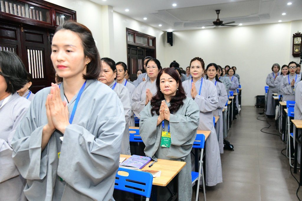 “NGÀY PHẬT CHUYỂN PHÁP LUÂN” – TỪ BÁNH XE CHÁNH PHÁP ĐẾN TRÁCH NHIỆM HOẰNG PHÁP HÔM NAY