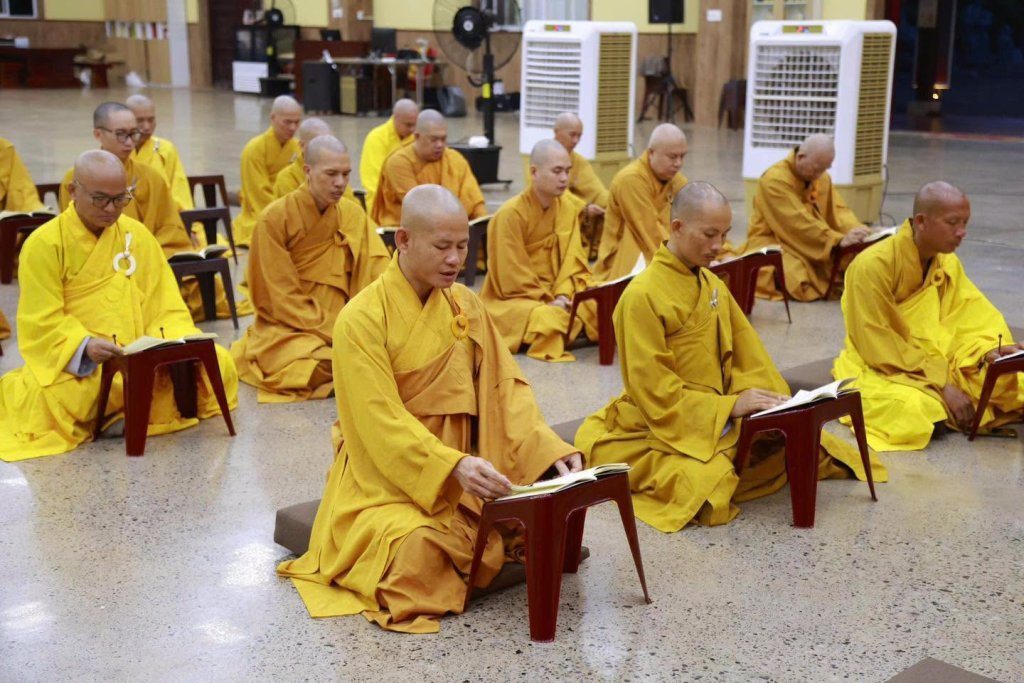 TRANG NGHIÊM LỄ BỐ-TÁT TẠI TRƯỜNG HẠ CHÙA GIÁC NGỘ – XÃ ĐẤT ĐỎ 