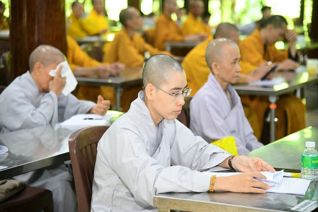 SỰ DỊ BIỆT TẠO NÊN SỰ PHÁT TRIỂN LỚN MẠNH CỦA PHẬT GIÁO 