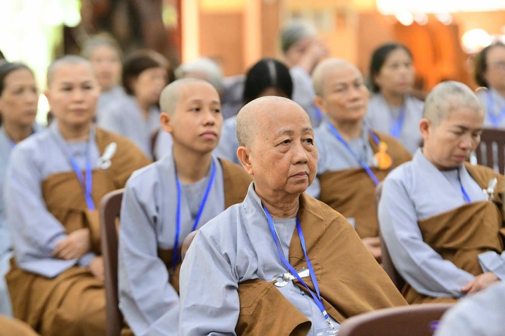 KINH NGHIỆM XUẤT GIA VÀ TU HỌC CỦA ĐỨC PHẬT – TỪ CHÍ NGUYỆN GIẢI THOÁT ĐẾN HÀNH TRÌNH PHỤNG SỰ NHÂN SINH