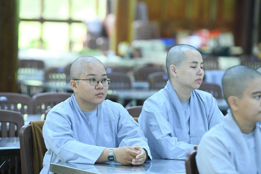 THỰC HÀNH CHÁNH NIỆM – TU TẬP MỌI LÚC, MỌI NƠI
