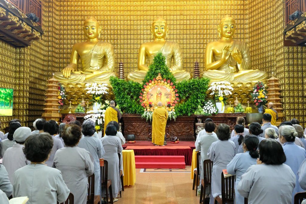 PHỤNG SỰ NHÂN SINH – BIẾN LÒNG TỪ BI THÀNH HÀNH ĐỘNG NHÂN ĐẠO