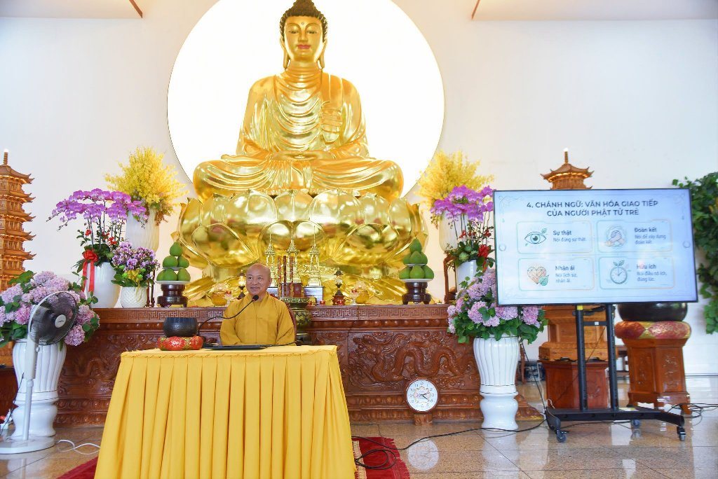 TUỔI TRẺ TỈNH THỨC, KIẾN TẠO TƯƠNG LAI": NGỌN ĐUỐC SOI ĐƯỜNG CHO HƠN 200 THANH THIẾU NIÊN GĐPT QUA LỜI DẠY CỦA THẦY NHẬT TỪ