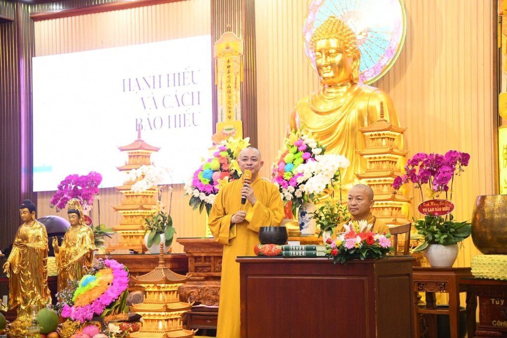 VU LAN – HỌC CÁCH BÁO HIẾU ĐỂ ĐỀN ĐÁP ÂN SINH THÀNH