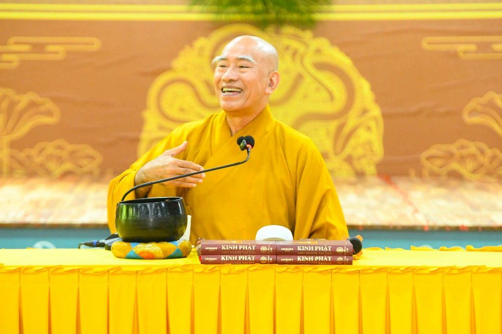 TU TẬP SÁU GIÁC QUAN - HÀNH TRÌNH CHUYỂN HÓA TÂM THỨC