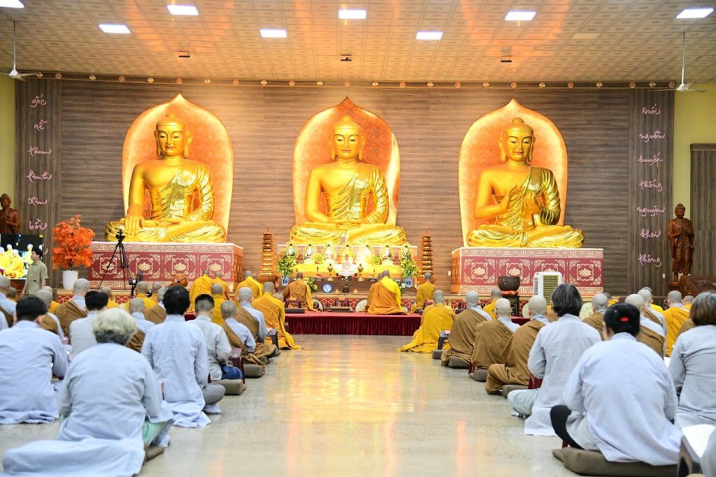 TRANG NGHIÊM TỤNG KINH VU LAN BÁO HIẾU