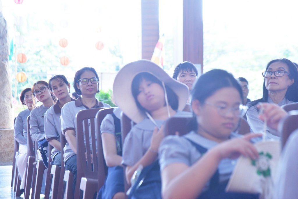 TUỔI TRẺ TỈNH THỨC, KIẾN TẠO TƯƠNG LAI": NGỌN ĐUỐC SOI ĐƯỜNG CHO HƠN 200 THANH THIẾU NIÊN GĐPT QUA LỜI DẠY CỦA THẦY NHẬT TỪ