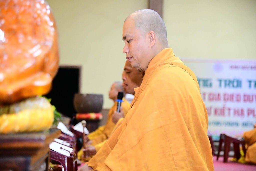 TRANG NGHIÊM TỤNG KINH VU LAN BÁO HIẾU