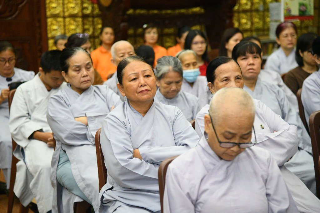 NHẬN DIỆN LỖI VÀ SÁM HỐI - BÀI HỌC TU TẬP SÂU SẮC TRONG KHÓA TU NGÀY AN LẠC MÙA VU LAN