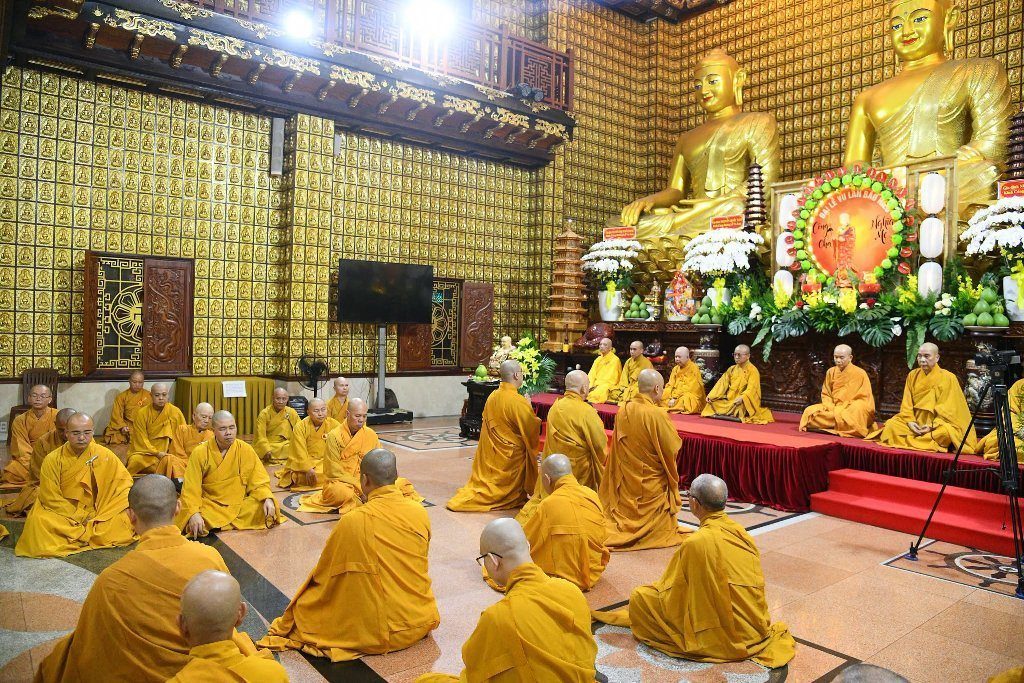 TP.HCM: TRANG NGHIÊM LỄ TỰ TỨ VÀ TẠ PHÁP MÃN HẠ TẠI CHÙA GIÁC NGỘ
