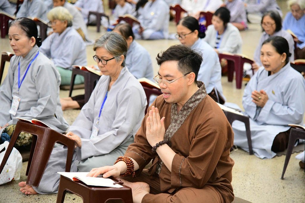 TRANG NGHIÊM TỤNG KINH VU LAN BÁO HIẾU