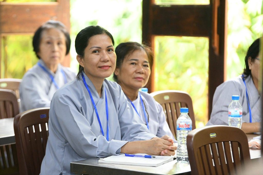 “CON RẮN” VÀ “CHIẾC BÈ” – BÀI HỌC SÂU SẮC VỀ CÁCH HỌC VÀ HÀNH CHÁNH PHÁP