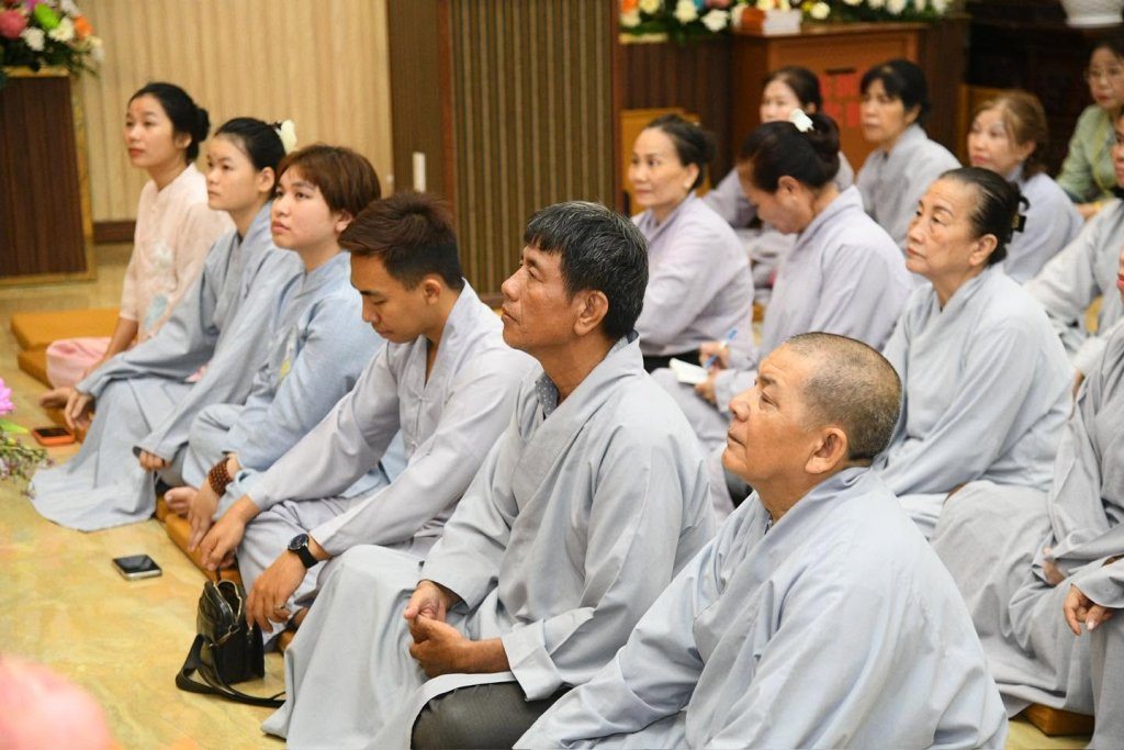VU LAN – HỌC CÁCH BÁO HIẾU ĐỂ ĐỀN ĐÁP ÂN SINH THÀNH