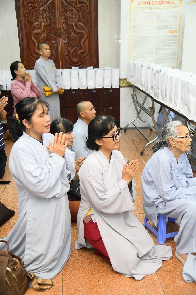 TP.HCM: TRANG NGHIÊM LỄ TỰ TỨ VÀ TẠ PHÁP MÃN HẠ TẠI CHÙA GIÁC NGỘ