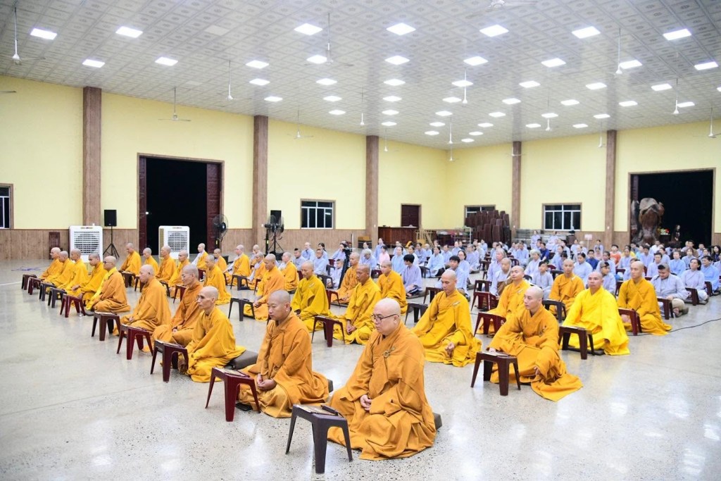 GIEO DUYÊN XUẤT GIA – CÙNG TĂNG ĐOÀN AN CƯ THỰC TẬP SÁM HỐI